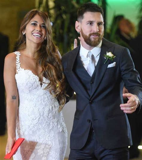 She was born on february 26. La boda soñada de Lionel Messi y Antonella Roccuzzo ...