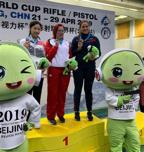 50 m rifle 3 positions team russia yulia zykova polina khorosheva yulia karimova norway katrine lund jenny stene jeanette hegg duestad austria franziska peer sheileen waibel olivia hofmann: Jeanette tok bronse i konkurranse med verdens beste ...