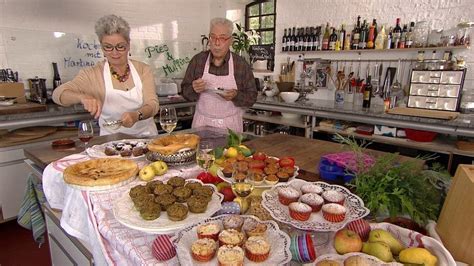 Maybe you would like to learn more about one of these? Martina und Moritz: Pies & Muffins: Süß oder salzig ...