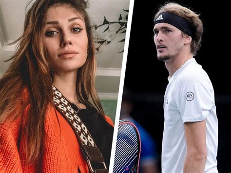 Sharapova became the first woman into the third round at the u.s. Ex-vriendin over relatie met 'gewelddadige' Zverev: 'Ik ...