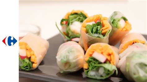 Ajoutez 3 feuilles de menthe et 3 crevettes. Spring Roller Feuille Rouleau De Printemps Recettes : Dans ...