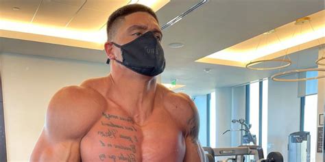 Sammis daniel reyes martel is a chilean professional football tight end for the washington football team of the national football league. Incredibly Ripped Chilean Basketball Player Sammis Reyes ...