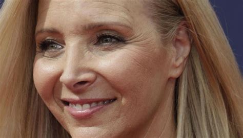 Net worth & salary of lisa kudrow in 2021. Friends, Lisa Kudrow svela i primi dettagli sull ...