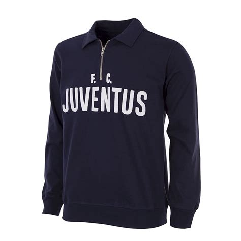 Il sito ufficiale di juventus con tutte le ultime news, gli aggiornamenti, le informazioni su squadre, società, stadio, partite. Juventus FC Retro Football Sweatshirt 1974-1975 - Sportus ...