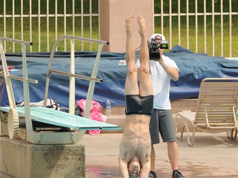 But it's prosecutors also say the probe revealed that, months leading up to the concert, drake sent her inappropriate social media messages. VJBrendan.com: Drake Bell Practices His Dives For 'Splash'