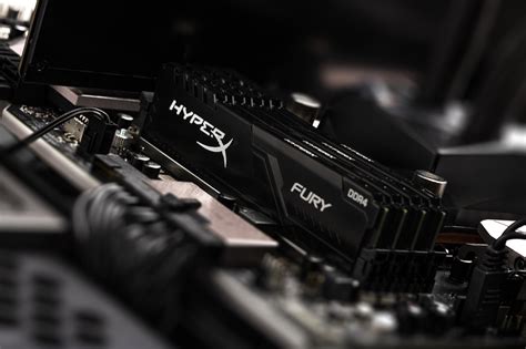 Now that z170 chiptset motherboards have been released, kingston is kingston's take on the hyperx fury 16gb (2x8gb) ddr4 2666mhz (model hx426c15fbk2/8) memory kit. HyperX FURY DDR4 16GB (Kit 2x8GB) 3200MHz CL16 SR x8 černá ...