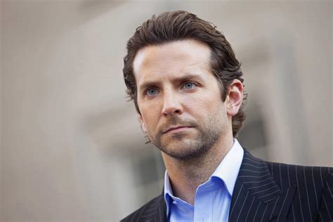 Bradley charles cooper was born on january 5, 1975 in philadelphia, pennsylvania. 40 Heartwarming Bradley Cooper Hairstyles - (2018 Ideas)