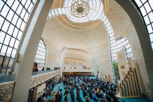 Auskunft zu moschee in köln: Köln: In der Moschee in Ehrenfeld findet zum ersten Mal ...