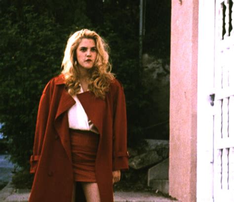 In 1992, aged just 17, drew barrymore starred in poison ivy , a film directed by katt shea that would become a cult favourite for the early 90s. Cineplex.com | Poison Ivy