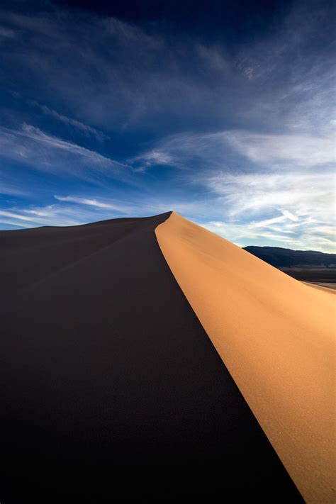 Does it snow in eureka ca. Cresting the peak near the Eureka Dunes Dry Camp in Death ...