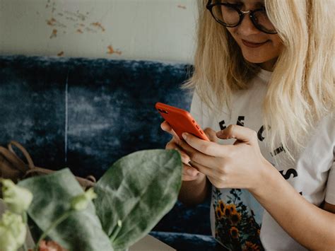 These funny (and proven) messages always get a reaction from her. 25 Solid Tinder First Messages to Start a Conversation