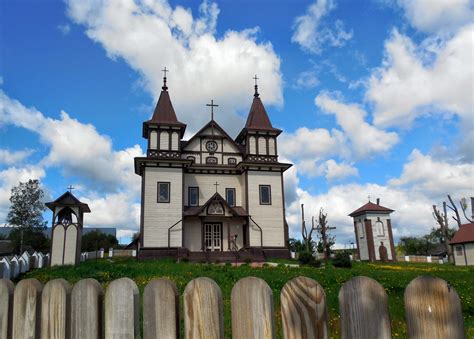 Un luogo dove moderni edifici fanno da contrasto ad altri, che ne raccontano la storia e le vicende passate. Cosa vedere a Minsk e dintorni in tre giorni: i luoghi ...