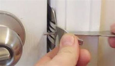 From sharing yummy recipes to instructions on how to sharpen a lawn mower blade, this guy knows it all. DIY Fork Door Lock | Your Projects@OBN