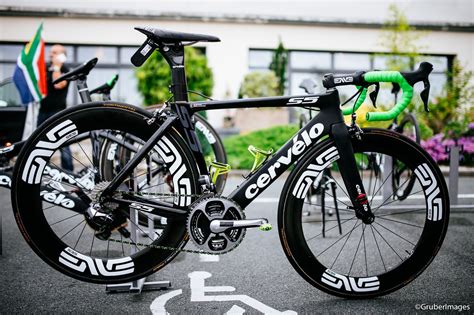 Jun 30, 2021 · emotions ran high on the tour de france as mark cavendish rolled back the years by sprinting to stage 4 glory at fougeres to take over the green jersey from teammate julian alaphilippe. Mark Cavendish's Cervélo S5 | サーヴェロ, サーベロ, ロードバイク