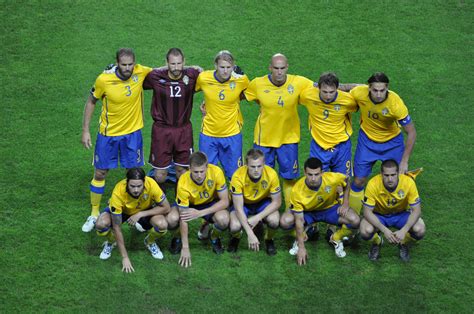 Tyck till och kommentera, och vårda gärna språket. Sveriges herrlandskamper i fotboll 2010 - Wikiwand