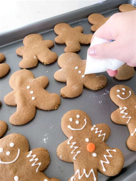 Or, pipe untinted or colored icing onto cookies. Archway Iced Gingerbread Man Cookies : Archway Iced ...