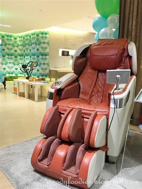 Powered by the m.5 gen® technology delivers a massage experience more than a.i. GoodyFoodies: A Gift of Love: OGAWA Master Drive
