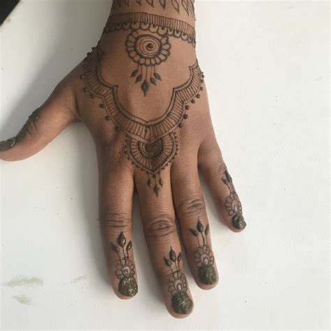 Wisconsin dells airbrush & henna tattoos 0.05 miles. Hire Veena's henna - Henna Tattoo Artist in Madison, Wisconsin