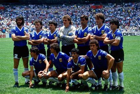 Estadio azteca, ciudad de méxico. 30 años no es nada: Entre empanadas, los campeones del ...