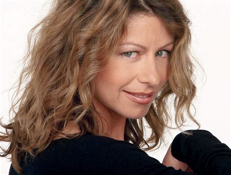 Pagina facebook ufficiale di amanda sandrelli. Amanda Sandrelli. Il teatro, un grande amore - Plus Magazine