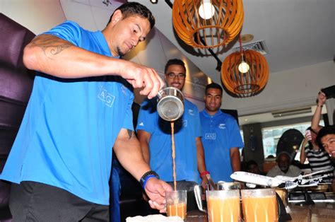 Trova una vasta selezione di decathlon a biciclette a prezzi vantaggiosi su ebay. All Blacks 7s try preparing Teh Tarik | PrisChew Dot Com