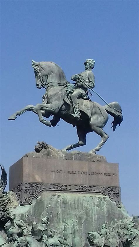 Amedeo umberto lorenzo marco paolo isabella luigi filippo maria giuseppe giovanni adriano francesco manuel. Parco del Valentino monumento ad Amedeo di Savoia duca d ...