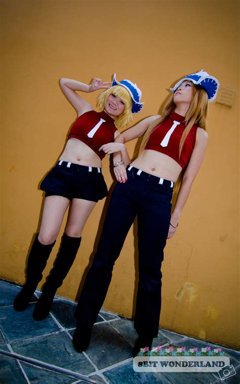  we laugh and it pits the world against us, we laugh, and we've got nothing left to lose. Chicas cosplay.: Liz and Patty Thompson soul eater cosplay.