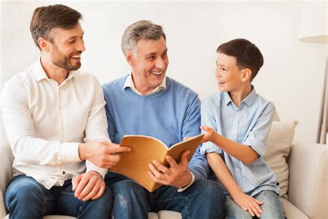 Ainda não estão efetivamente no mercado de trabalho. Geração Baby Boomers, X, Y, Z e Alpha: saiba em qual você está