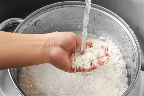 Beras ketan yang dimasak dengan rice cooker pun bisa pulen selama pas takaran airnya. Cara Masak Ketan Rice Cooker / Resep Resep Ketan Uli Jadah ...