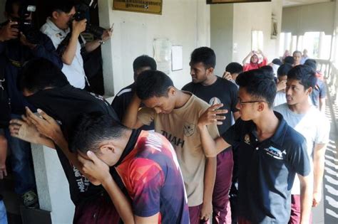 Jun 22, 2021 · jarum jam bergerak terlalu pantas. Infojelita: Pengalaman Sekolah Asrama, dan Mengapa Masih ...