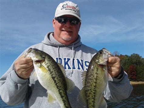 The ideal way to begin your vacation is by renting a boat at harbor landing to tootle around the 690 miles of shoreline. Lake Lanier Fishing Report November 24 2017 | Captain Mack's