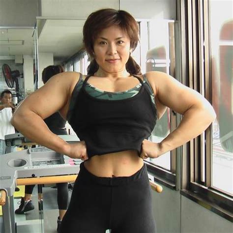 Power of a female bodybuilder. Aki Nishimoto 2013年 東京クラス別ボディビル選手権大会 ゲスト 西本朱希 | Doovi