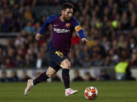 Web oficial de lionel messi, jugador del futbol club barcelona y uno de los mejores jugadores del mundo. 梅西代表巴萨出战700场，共打进多少球？答案在这里|梅西|巴萨_新浪新闻