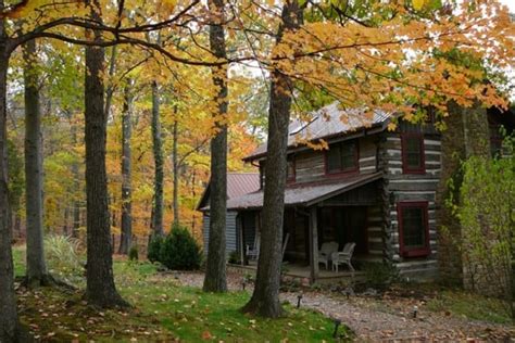 It is a major center for the midwest section of the us, and has a developed tourist industry. Nashville, Indiana Cabin Rentals & Getaways - All Cabins