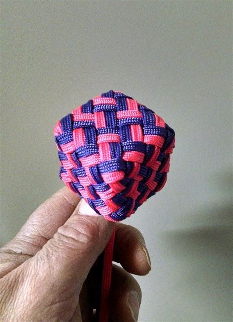 Check spelling or type a new query. Cube knot work by Dale Bennett from FB | Leather craft, Paracord knots, Paracord projects