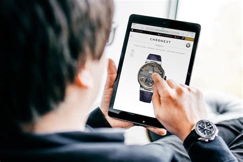 Wir sind partner des einzelhandels. Luxusuhren aus dem Netz: Wie CHRONEXT mit Headless E ...