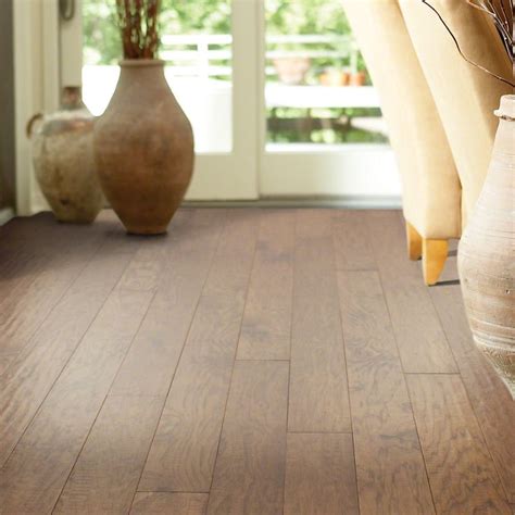 Shop modern flooring at 1stdibs, the world's largest source of modern and other authentic period furniture. Shaw Floors Sutton's Mountain 5" Engineered Hickory ...