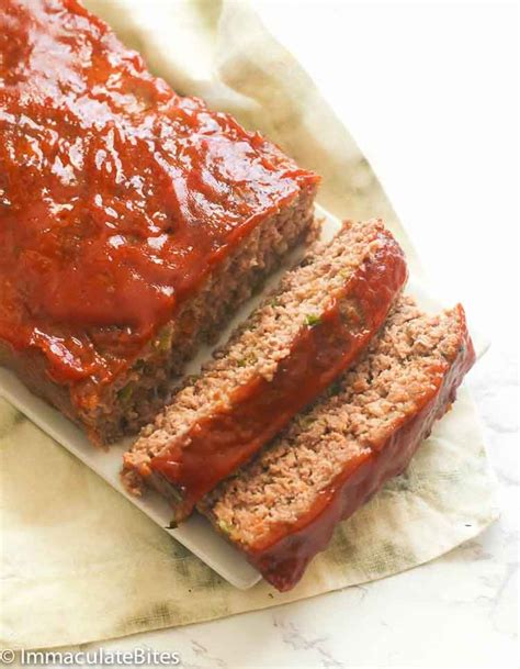 2 lb meatloaf mix (beef, pork, and veal), 1 cup cooked oatmeal, 1 cup finely chopped onion, 1/3 cup finely chopped fresh parsley, 1/4 cup soy sauce, 2 large eggs, 2 teaspoons finely chopped garlic, 1/2 teaspoon dried thyme, 1/2 teaspoon black pepper, 1/2 cup chili sauce. 2 Lb Meatloaf Recipe With Bread Crumbs : The Best Ever ...