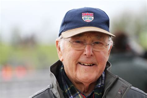 'asked me for an autograph' (image don't miss: Murray Walker in his own words - F1 - Autosport Plus