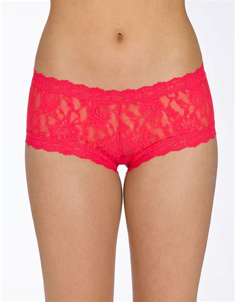 Youth never returns adalah film komedi romantis tiongkok 2015 yang disutradarai oleh tian meng dan diproduksi oleh manfred wong, dan dibintangi oleh hans zhang dan joe chen. Hanky Panky Floral Lace Boyshort Panties in Pink - Lyst