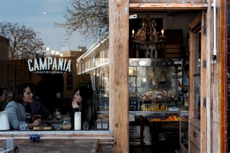 See 2,395,973 tripadvisor traveller reviews of 17,961 campania restaurants and search by cuisine, price, location, and more. Campania Gastronomia Italian Restaurant In London Stock ...