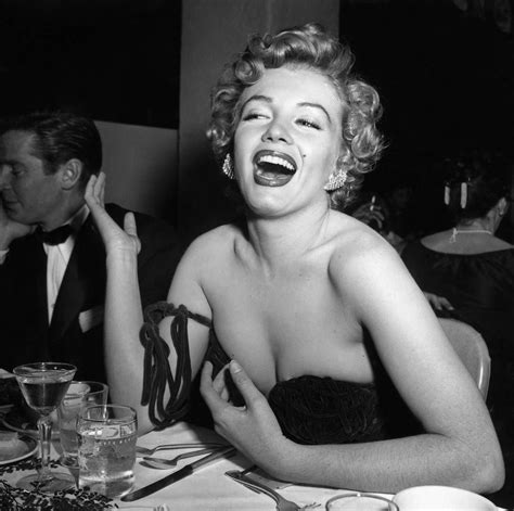 The official facebook page of marilyn monroe. Marilyn Monroe | Мэрилин монро, Знаменитости, Мэрилин ...