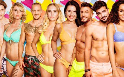 The itv2 dating show returns this summer after a year off with a new group of singles heading to love island will be back on our screens next monday (28 june), with laura whitmore presenting for a second series and iain stirling providing the show's. „Love Island" 2019: Samstags keine TV-Ausstrahlung auf RTL ...