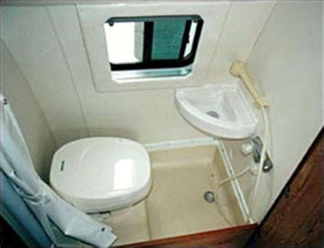 Check spelling or type a new query. 36 Elegant Small Rv Bathroom Toilet Remodel Ideas nel 2020 ...