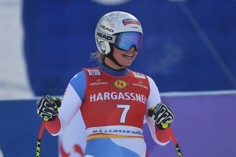 Su adnkronos.com trovi notizie online sempre aggiornate e le ultime news su corinne suter. Das HEAD Rennwochenende: Corinne Suter, Christine Scheyer ...