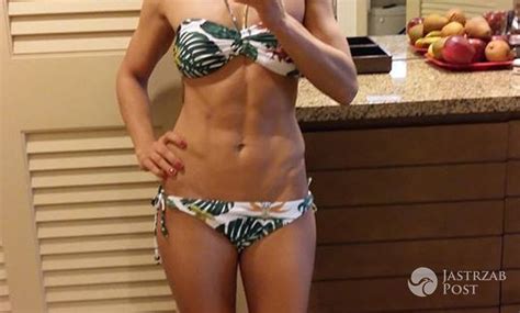 Mcgregor nov / 12 / 2016: Karolina Kowalkiewicz w bikini. Ale ciało!