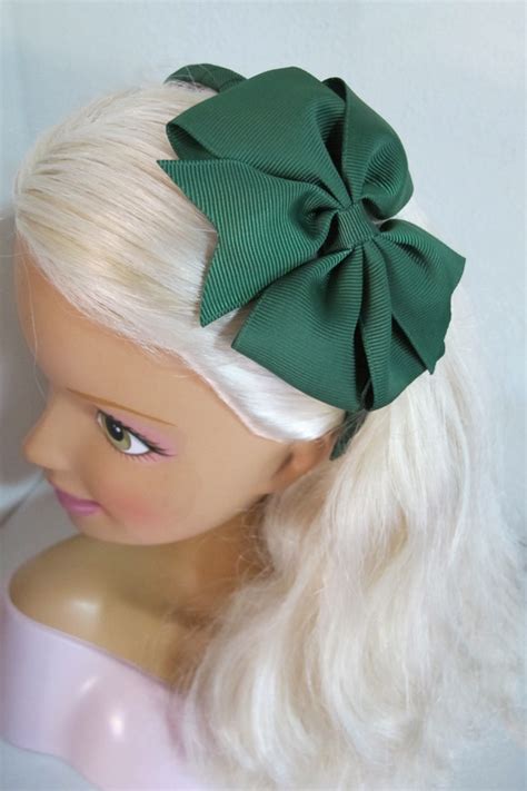 Get the best deals on christmas hair accessories and save up to 70% off at poshmark now! Christmas Hair Accessories