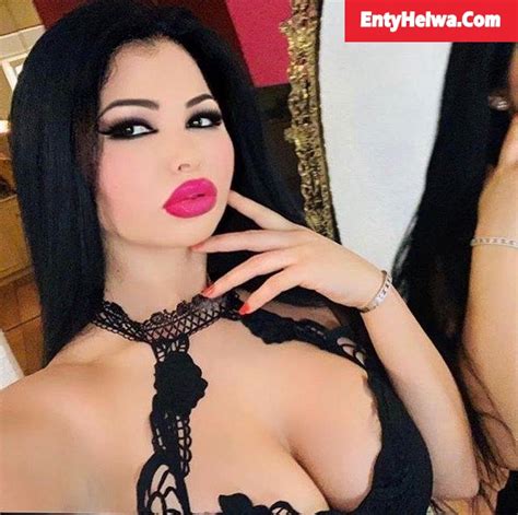 أزمات ياسمين نيار في أقل من 48 ساعة. أجمل 20 صورة ياسمين نيار قوام جسمها جميل ومثير