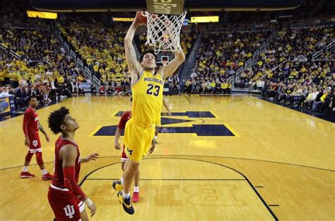This graphic illustration of the university of michigan crisler center basketball arena in modern colors is a great new addition to your man/woman cave! Michigan Basketball: 2019-20 keys for victory against ...