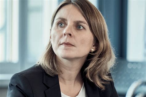 Linda's father, frank comegys, founded comegys insurance in 1939. Valérie Berset Bircher legt Swisscom-VR-Mandat nieder - IT ...